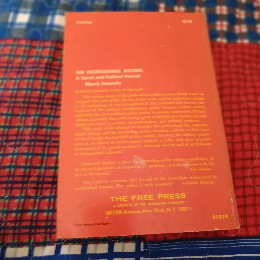 MORRIS JANOWITZ The Professional Soldier 1966 Vintage Military Paperback Book